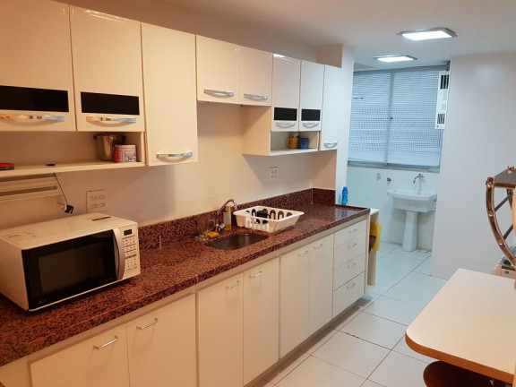 Imagem Imóvel com 2 Quartos à Venda ou Locação, 76 m² em Copacabana - Rio De Janeiro Imagem Imóvel com 2 Quartos à Venda ou Locação, 76 m² em Copacabana - Rio De Janeiro