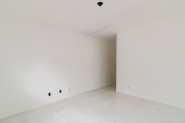 Imagem Casa com 4 Quartos à Venda, 173 m² em Jardim Itu - Porto Alegre Imagem Casa com 4 Quartos à Venda, 173 m² em Jardim Itu - Porto Alegre