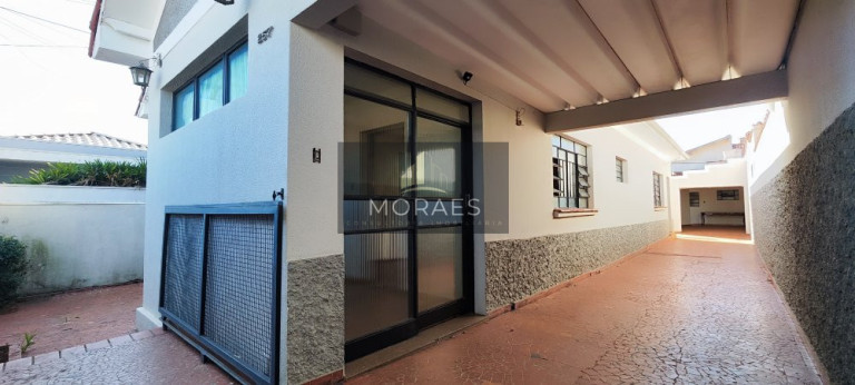 Casa com 5 Quartos à Venda, 270 m² em Centro - Botucatu
