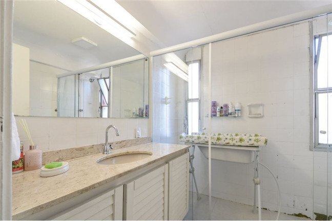 Imagem Apartamento com 3 Quartos à Venda, 122 m² em Cerqueira César - São Paulo