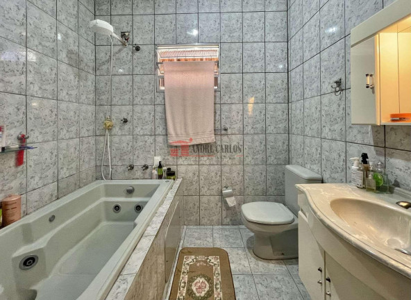 Imagem Casa de Condomínio com 3 Quartos à Venda, 322 m² em Chácara Dos Lagos - Carapicuíba