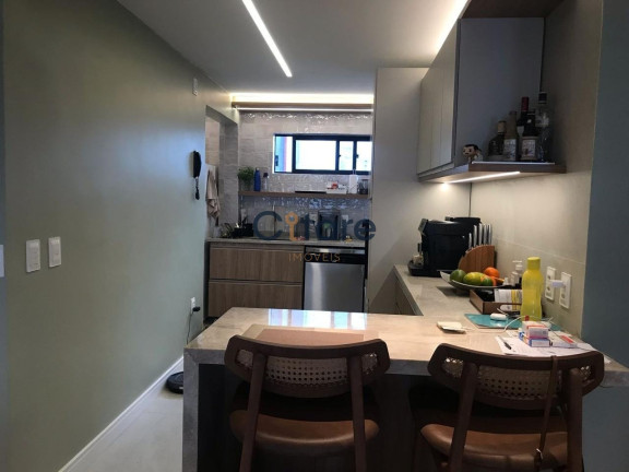 Imagem Apartamento com 2 Quartos à Venda,  em Meireles - Fortaleza