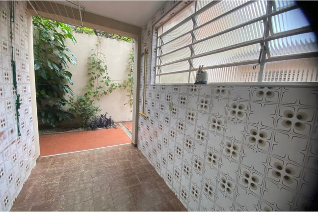 Imagem Sobrado com 4 Quartos para Alugar, 152 m² em Vila Ipojuca - São Paulo