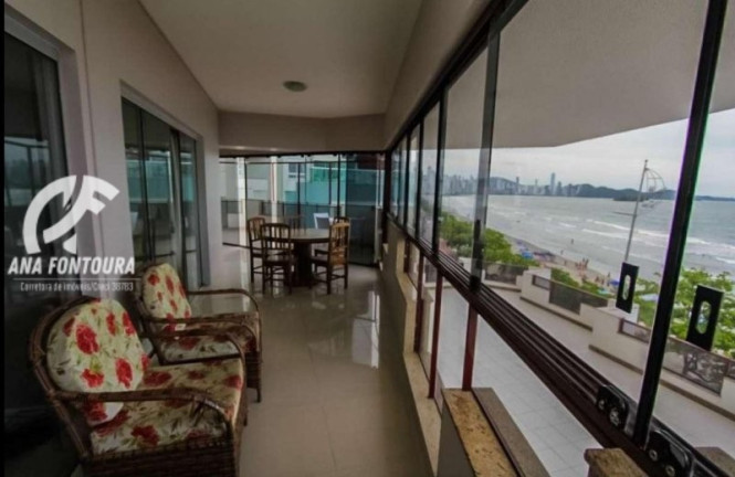 Imagem Apartamento com 4 Quartos à Venda, 220 m² em Centro - Balneário Camboriú Imagem Apartamento com 4 Quartos à Venda, 220 m² em Centro - Balneário Camboriú