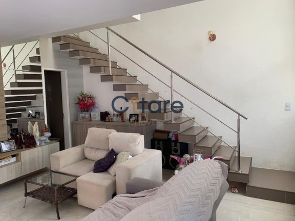 Imagem Casa com 3 Quartos à Venda, 270 m² em Centro - Eusébio Imagem Casa com 3 Quartos à Venda, 270 m² em Centro - Eusébio