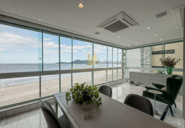 Imagem Apartamento com 3 Quartos à Venda, 316 m² em Centro - Balneário Camboriú Imagem Apartamento com 3 Quartos à Venda, 316 m² em Centro - Balneário Camboriú
