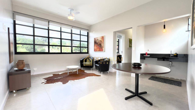 Imagem Casa com 7 Quartos à Venda, 400 m² em Pouso Alegre - Santa Isabel Imagem Casa com 7 Quartos à Venda, 400 m² em Pouso Alegre - Santa Isabel