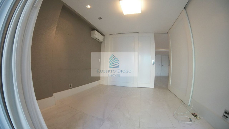 Imagem Imóvel com 4 Quartos à Venda, 158 m² em Icaraí - Niterói Imagem Imóvel com 4 Quartos à Venda, 158 m² em Icaraí - Niterói
