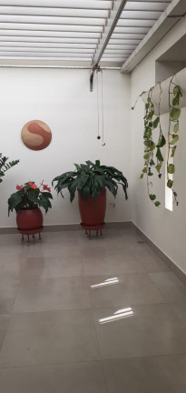 Imagem Casa com 3 Quartos à Venda, 250 m² em Osvaldo Rezende - Uberlândia Imagem Casa com 3 Quartos à Venda, 250 m² em Osvaldo Rezende - Uberlândia