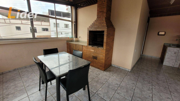 Imagem Casa com 3 Quartos à Venda, 192 m² em Santa Helena - Juiz De Fora Imagem Casa com 3 Quartos à Venda, 192 m² em Santa Helena - Juiz De Fora