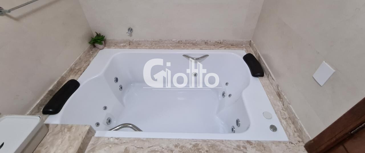 Imagem Sobrado com 3 Quartos à Venda, 193 m² em Vila Caputera - Mogi Das Cruzes