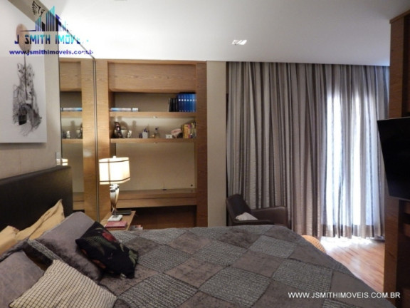 Imagem Casa com 4 Quartos à Venda, 500 m² em Granja Viana - Cotia Imagem Casa com 4 Quartos à Venda, 500 m² em Granja Viana - Cotia