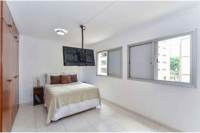Foto do imóvel Apartamento com 1 Quarto à Venda, 62 m² em Moema - São Paulo