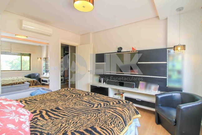 Imagem Apartamento com 3 Quartos à Venda, 182 m² em Petrópolis - Porto Alegre Imagem Apartamento com 3 Quartos à Venda, 182 m² em Petrópolis - Porto Alegre