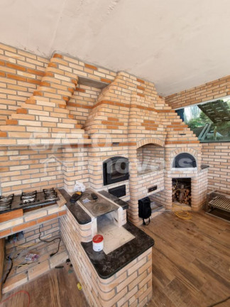 Imagem Casa com 4 Quartos à Venda, 1.000 m² em Jardins (polvilho) - Cajamar Imagem Casa com 4 Quartos à Venda, 1.000 m² em Jardins (polvilho) - Cajamar