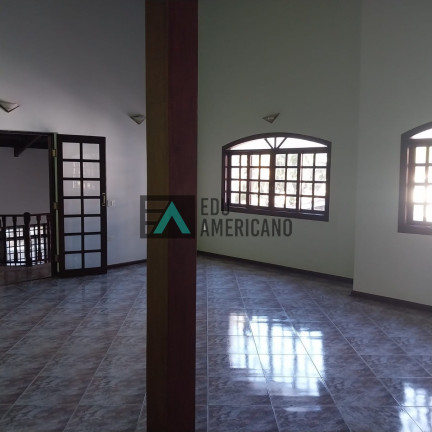 Imagem Casa com 4 Quartos à Venda, 355 m² em Retiro Das Fontes - Atibaia Imagem Casa com 4 Quartos à Venda, 355 m² em Retiro Das Fontes - Atibaia