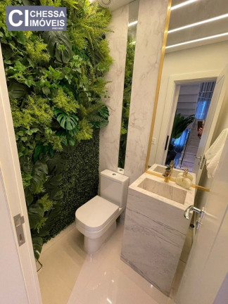 Imagem Cobertura com 3 Quartos à Venda, 347 m² em Centro - Balneário Camboriú Imagem Cobertura com 3 Quartos à Venda, 347 m² em Centro - Balneário Camboriú