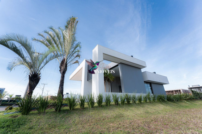 Imagem Casa com 3 Quartos à Venda, 190 m² em Centenário - Torres