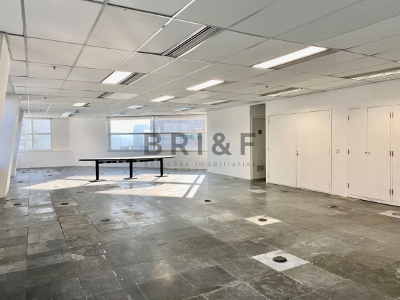 Imóvel Comercial à Venda, 160 m² em Vila Olímpia - São Paulo