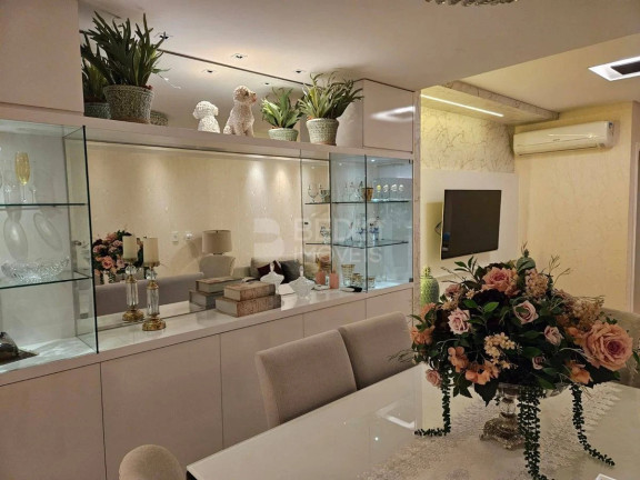 Imagem Apartamento com 4 Quartos à Venda, 135 m² em Pioneiros - Balneário Camboriú Imagem Apartamento com 4 Quartos à Venda, 135 m² em Pioneiros - Balneário Camboriú