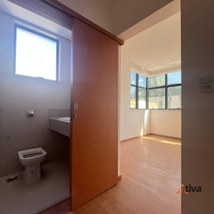 Imagem Apartamento com 3 Quartos à Venda, 135 m²