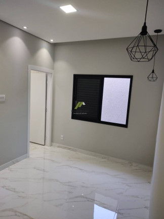 Imagem Casa com 3 Quartos à Venda, 123 m²