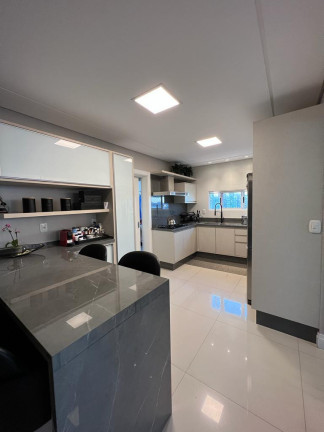 Imagem Apartamento com 3 Quartos à Venda, 185 m² em Meia Praia - Itapema Imagem Apartamento com 3 Quartos à Venda, 185 m² em Meia Praia - Itapema