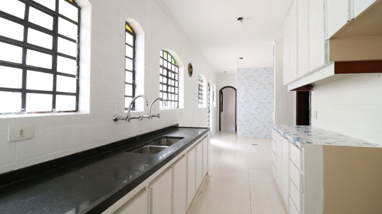 Imagem Casa com 4 Quartos à Venda, 336 m² em Jardim Leonor - São Paulo