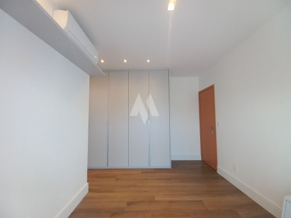 Imagem Apartamento com 3 Quartos à Venda, 134 m² em Boqueirão - Santos