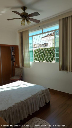 Imagem Casa com 7 Quartos à Venda, 420 m² em Floresta - Belo Horizonte