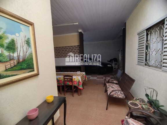 Imagem Sobrado com 4 Quartos à Venda, 138 m² em Parque Das Gameleiras - Uberaba