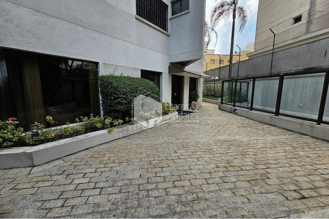 Imagem Apartamento com 4 Quartos à Venda, 143 m² em Moema - São Paulo Imagem Apartamento com 4 Quartos à Venda, 143 m² em Moema - São Paulo