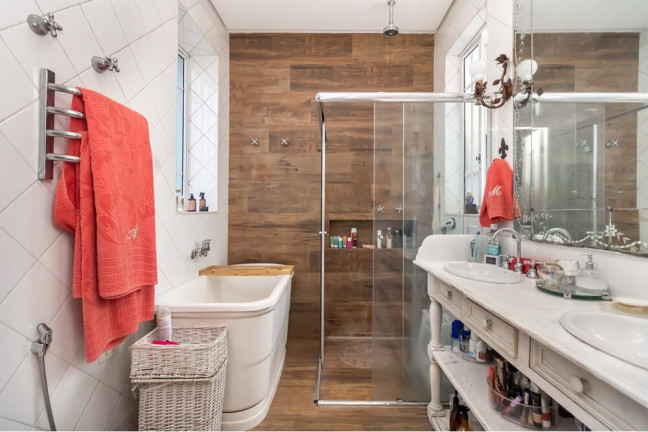 Imagem Casa com 4 Quartos à Venda, 300 m² em Moema - São Paulo