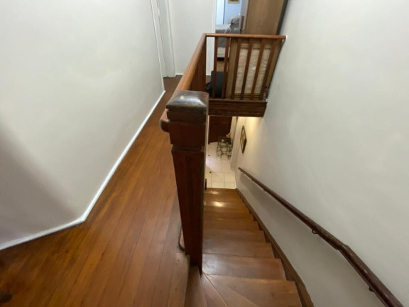 Imagem Casa com 3 Quartos à Venda, 145 m² em Gonzaga - Santos Imagem Casa com 3 Quartos à Venda, 145 m² em Gonzaga - Santos
