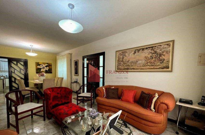 Imagem Casa com 3 Quartos à Venda, 252 m² em Fazenda - Itajaí