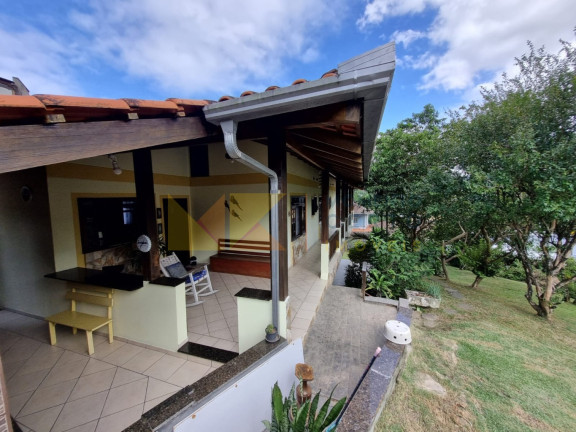 Imagem Casa com 3 Quartos à Venda, 238 m² em Progresso - Blumenau Imagem Casa com 3 Quartos à Venda, 238 m² em Progresso - Blumenau