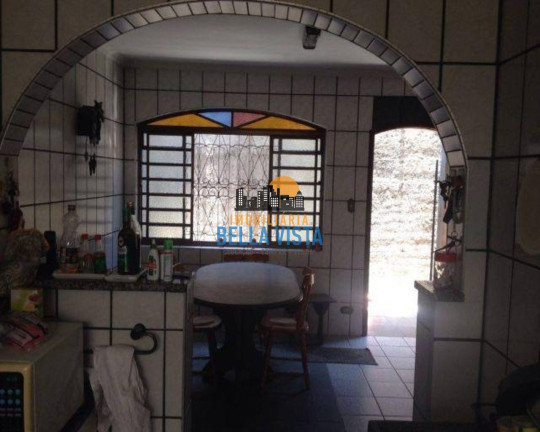 Imagem Sobrado com 4 Quartos à Venda, 350 m² em Vila Valença - São Vicente
