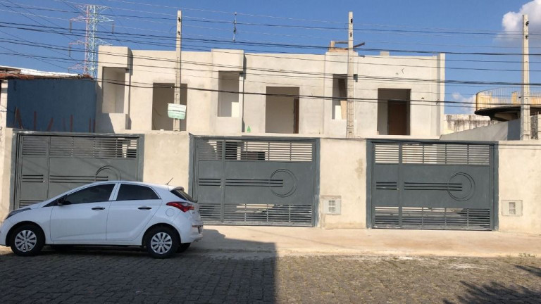 Sobrado com 2 Quartos à Venda, 92 m² em Vila Maria De Maggi - Suzano