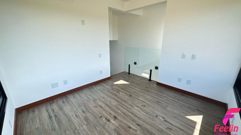 Imagem Casa com 3 Quartos à Venda, 163 m² em Campeche - Florianópolis