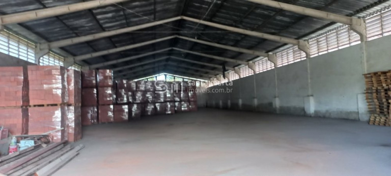 Imagem Imóvel Comercial à Venda, 2.000 m² em Centro - Canas Imagem Imóvel Comercial à Venda, 2.000 m² em Centro - Canas