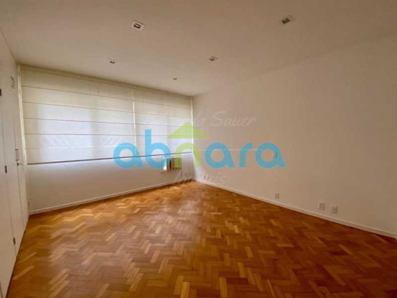Imagem Apartamento com 4 Quartos à Venda, 360 m² em Copacabana - Rio De Janeiro Imagem Apartamento com 4 Quartos à Venda, 360 m² em Copacabana - Rio De Janeiro