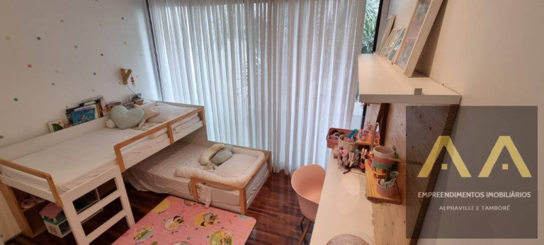 Imagem Casa com 4 Quartos à Venda, 340 m² em Tamboré - Santana De Parnaíba Imagem Casa com 4 Quartos à Venda, 340 m² em Tamboré - Santana De Parnaíba