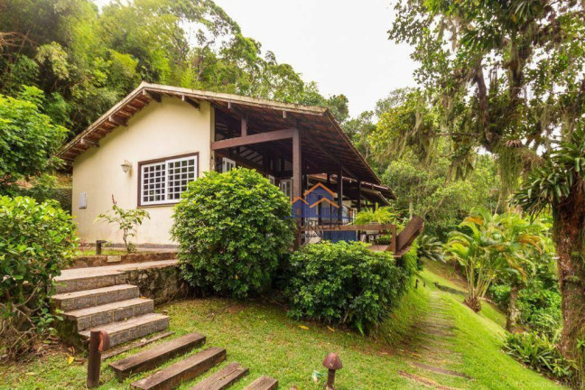 Imóvel com 6 Quartos à Venda, 480 m² em Angra Dos Reis