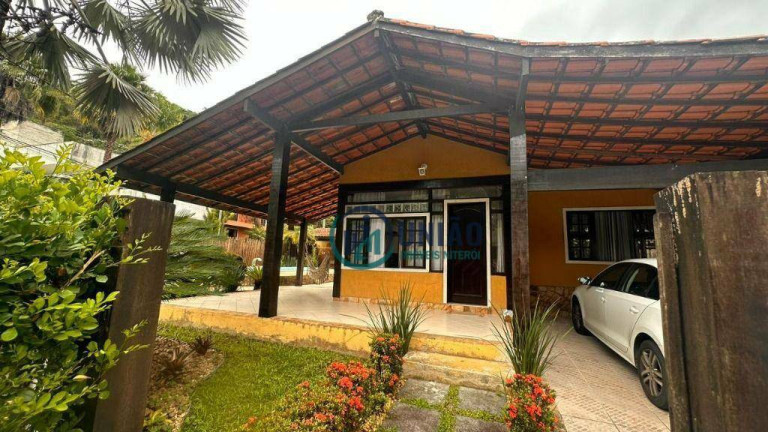 Casa com 3 Quartos à Venda, 139 m² em Itaipu - Niterói