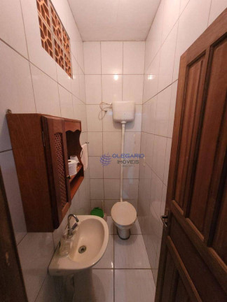 Imagem Casa com 5 Quartos à Venda, 170 m² em Centro - Penha
