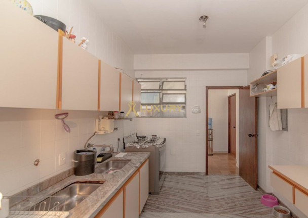 Imagem Imóvel com 4 Quartos à Venda, 190 m² em Funcionários - Belo Horizonte