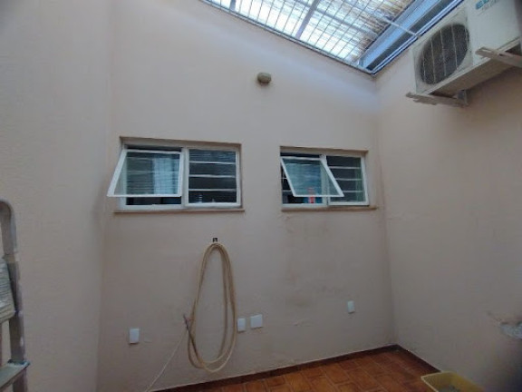 Imagem Casa com 3 Quartos à Venda, 230 m² em Jardim Simus - Sorocaba