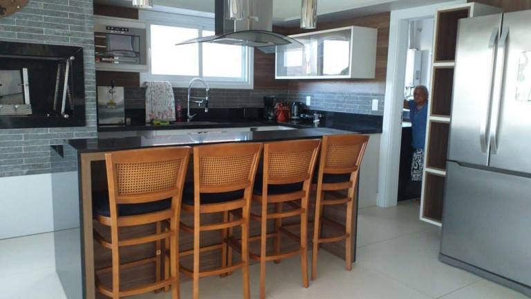 Imagem Casa com 5 Quartos à Venda, 525 m² em Nova Xangri-lá - Capao Da Canoa Imagem Casa com 5 Quartos à Venda, 525 m² em Nova Xangri-lá - Capao Da Canoa