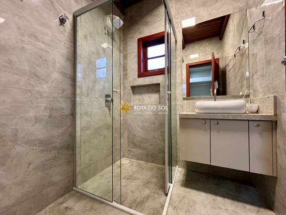 Imagem Casa com 3 Quartos à Venda, 180 m² em Centro - Bombinhas