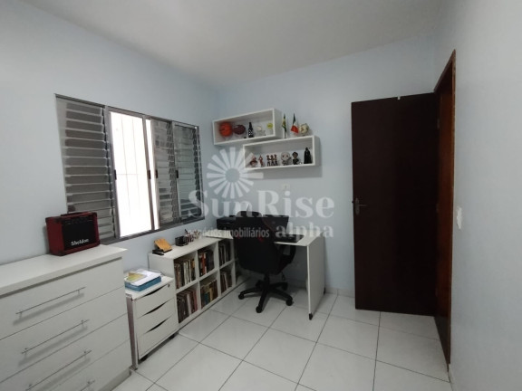 Imagem Casa com 3 Quartos à Venda, 204 m² em Jardim Elvira - Osasco